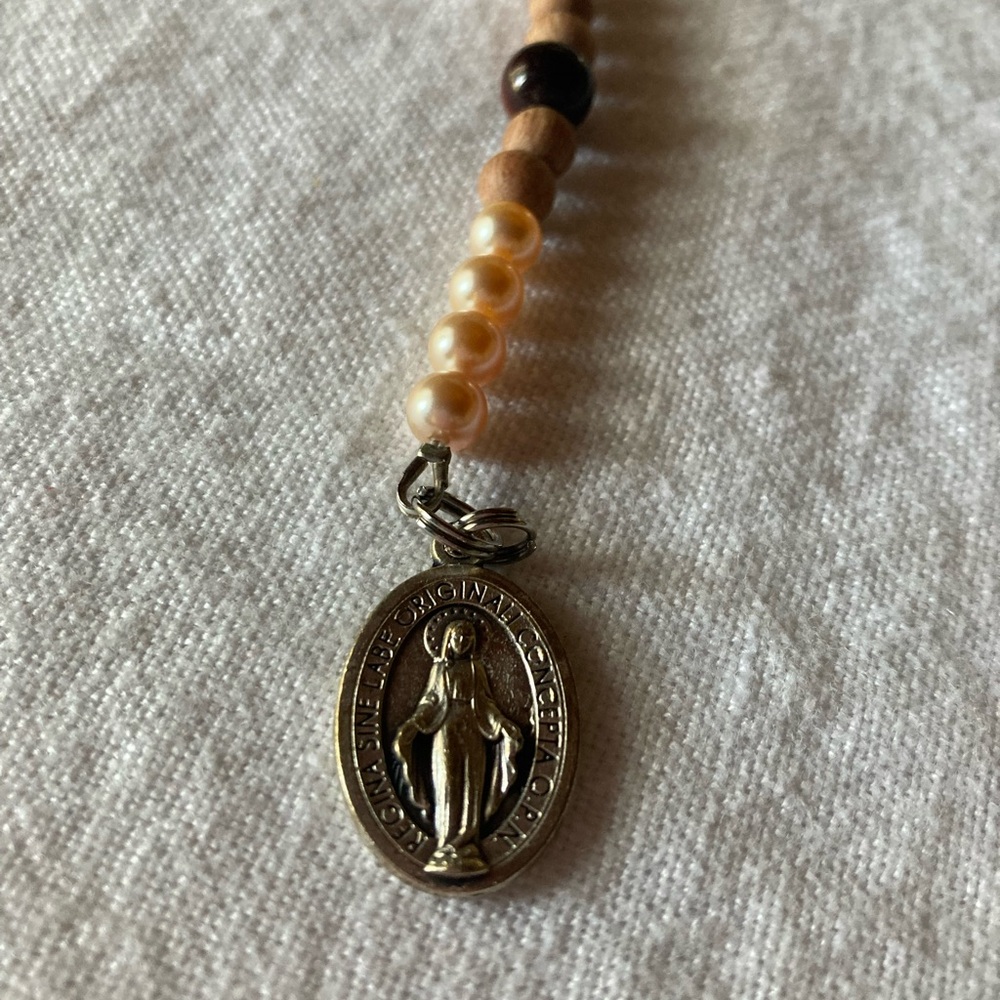 Wooden Beaded Bracelet with Miraculous Medal & Faith over Fear Charms - Picture 6 of 8